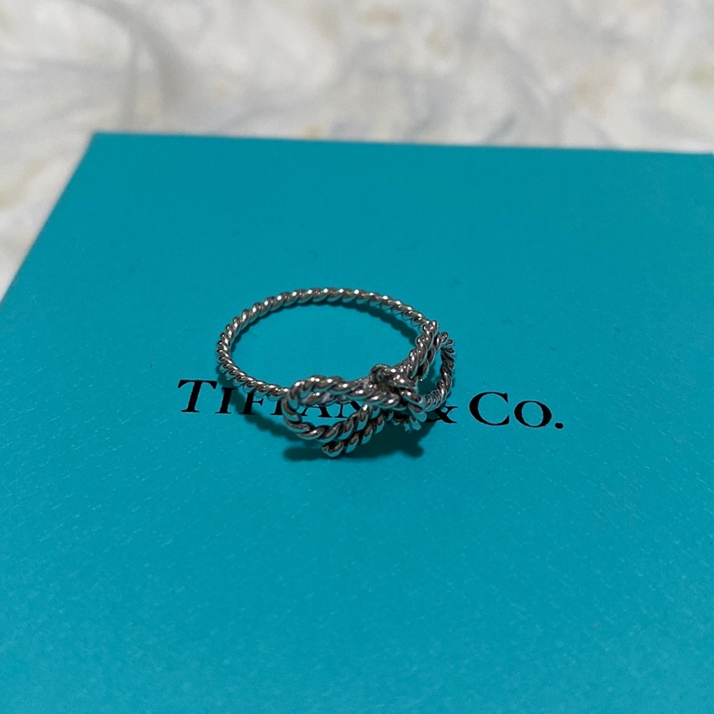 Tiffany & Co sterling silver bow ring sz 7.5 - Authentic